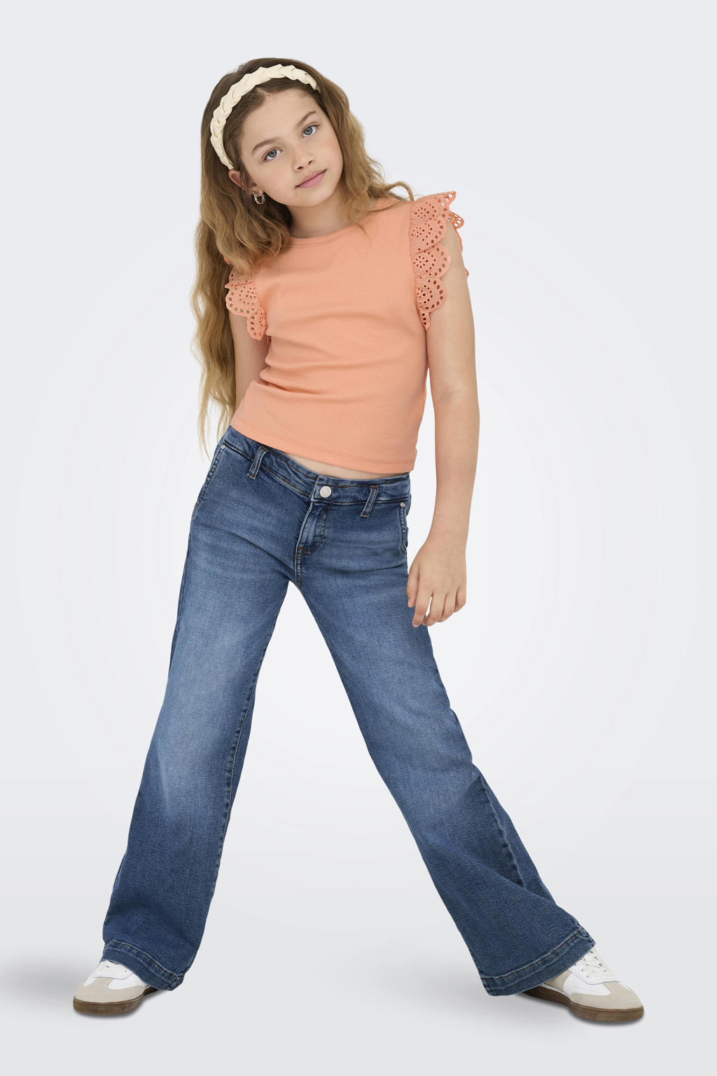 Zalmkleurige meisjes KIDS ONLY GIRL mouwloze top broderie met effen, korte mouwen en ronde hals