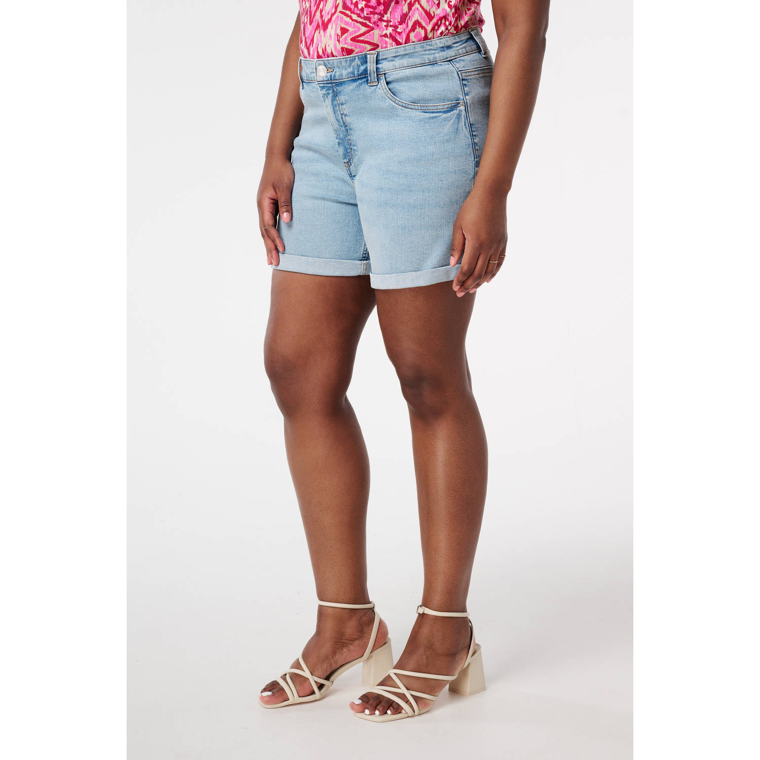 MS Mode straight regular waist light blue denim