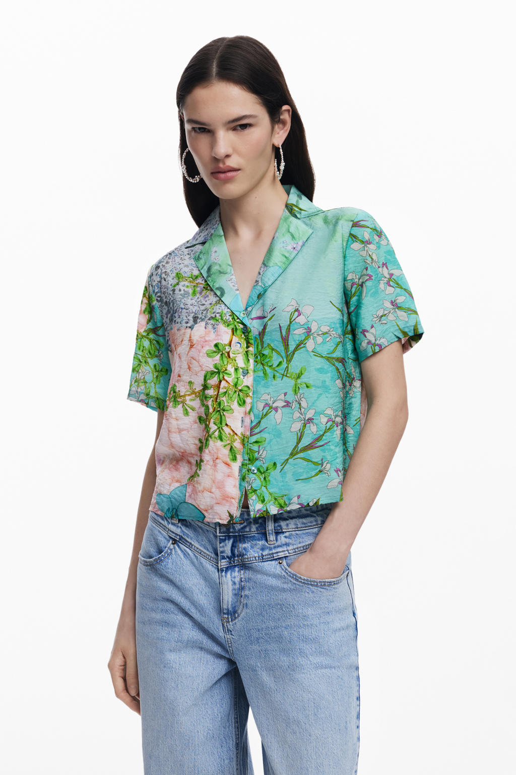 Blusa Donna Desigual | Tinta Unita Con Dettagli In Strass | Girocollo E Maniche Corte