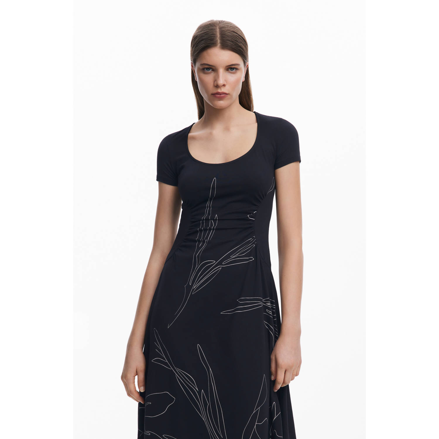Desigual Bloemen Zwart Jurk Korte Mouw Ronde Hals Black Dames
