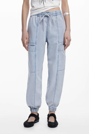 mom jeans light blue denim
