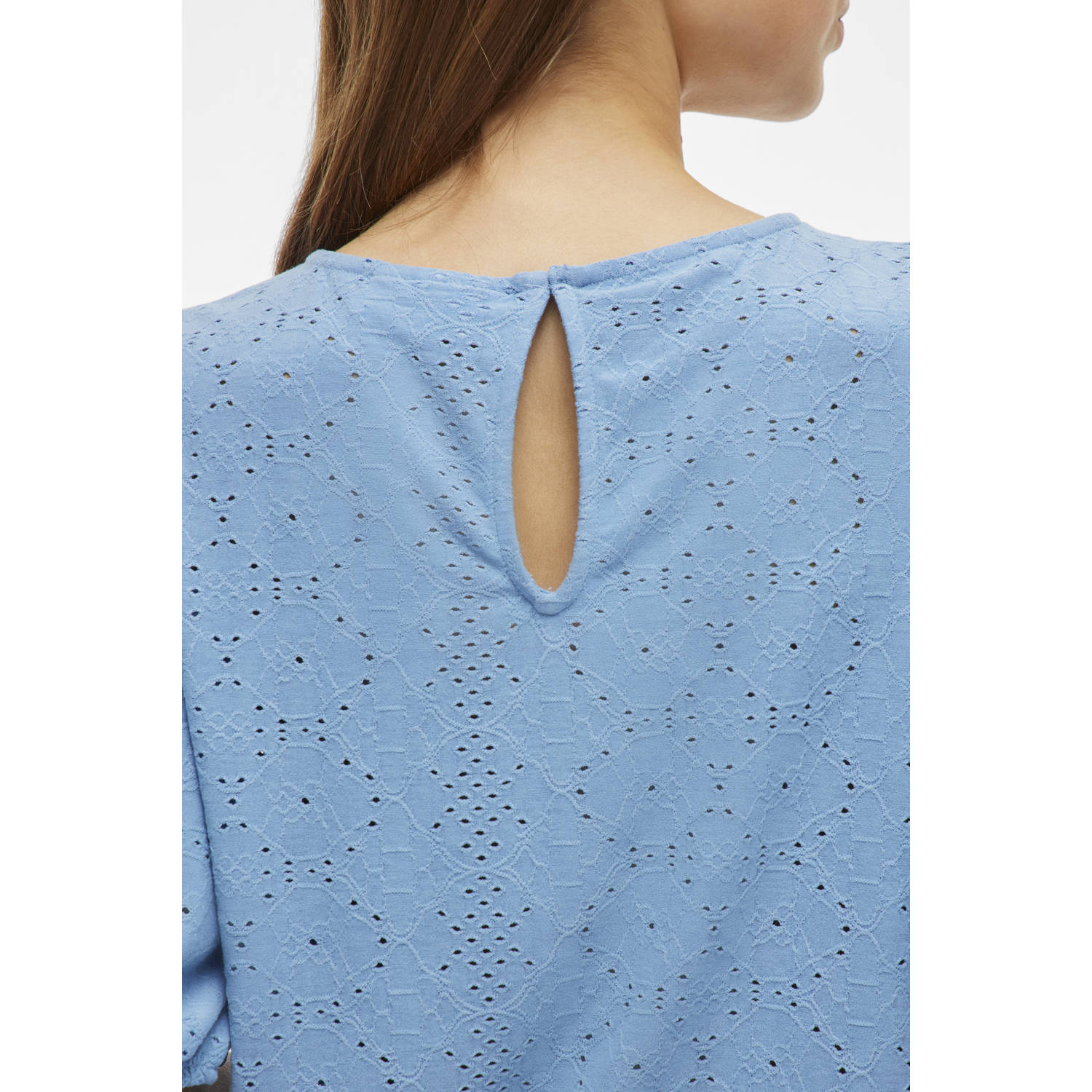 VILA top lichtblauw broderie