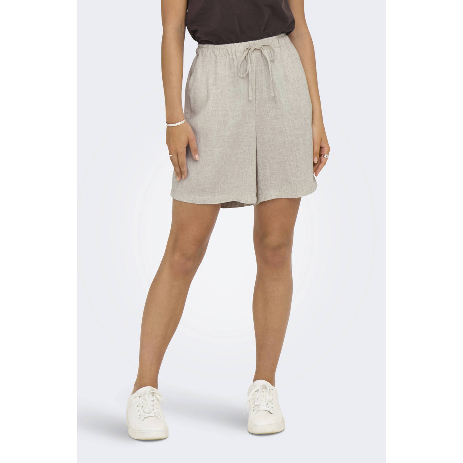 ONLY relaxed regular waist casual short ecru