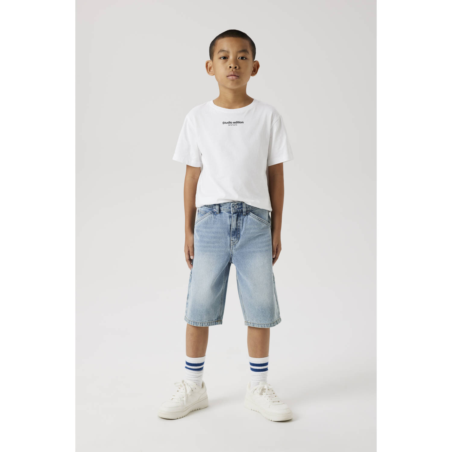 Name it Korte jeans in 5-pocketmodel model 'RYAN'