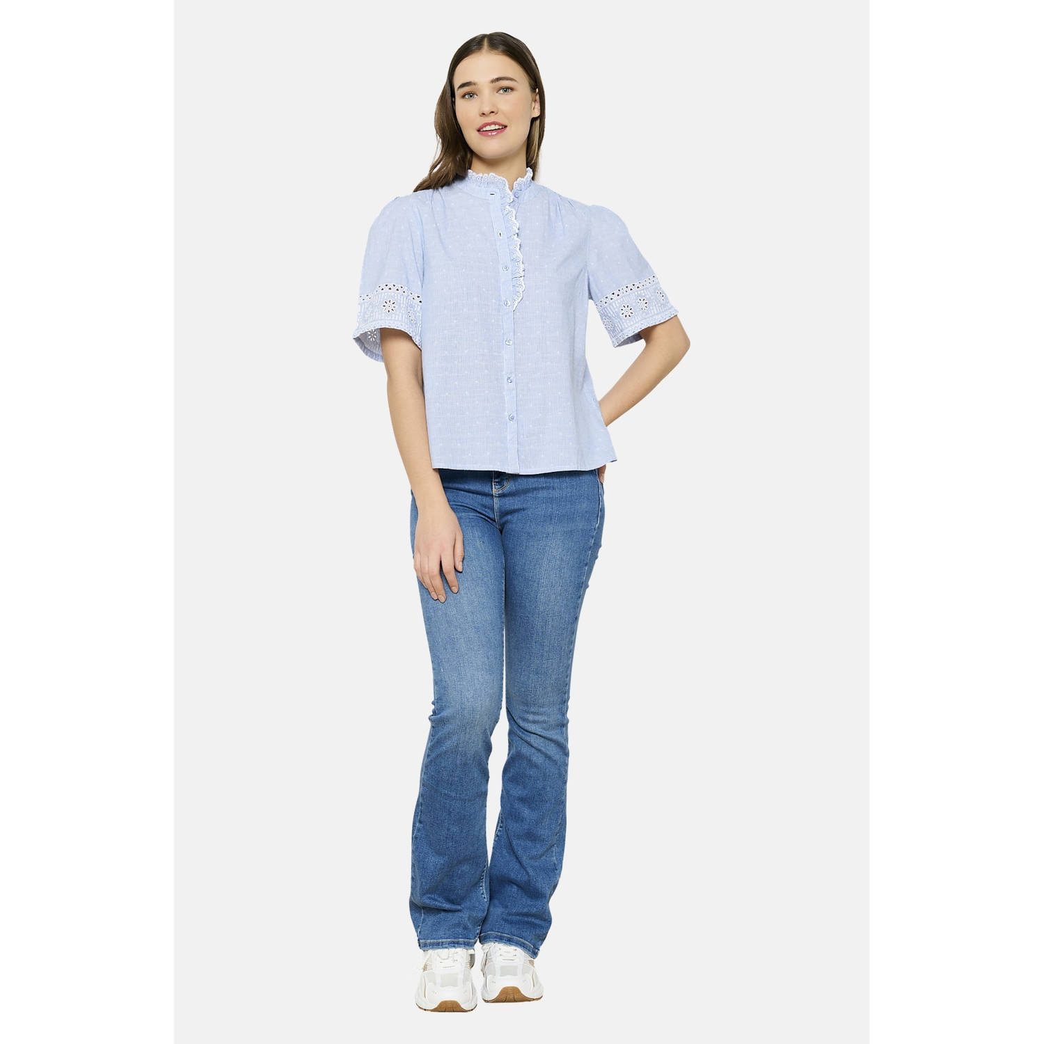 LOLALIZA blouse lichtblauw broderie