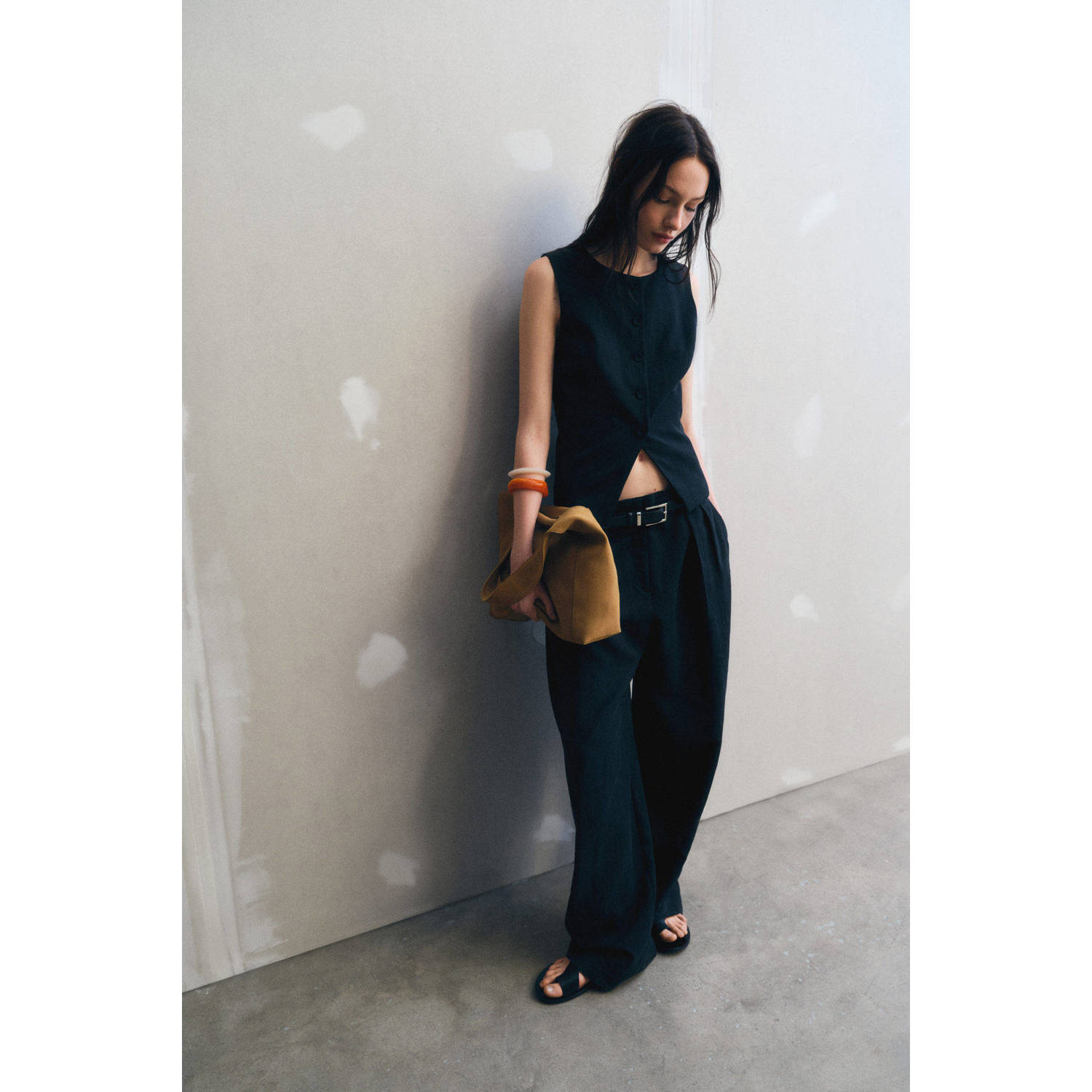Mango wide leg high waist pantalon zwart