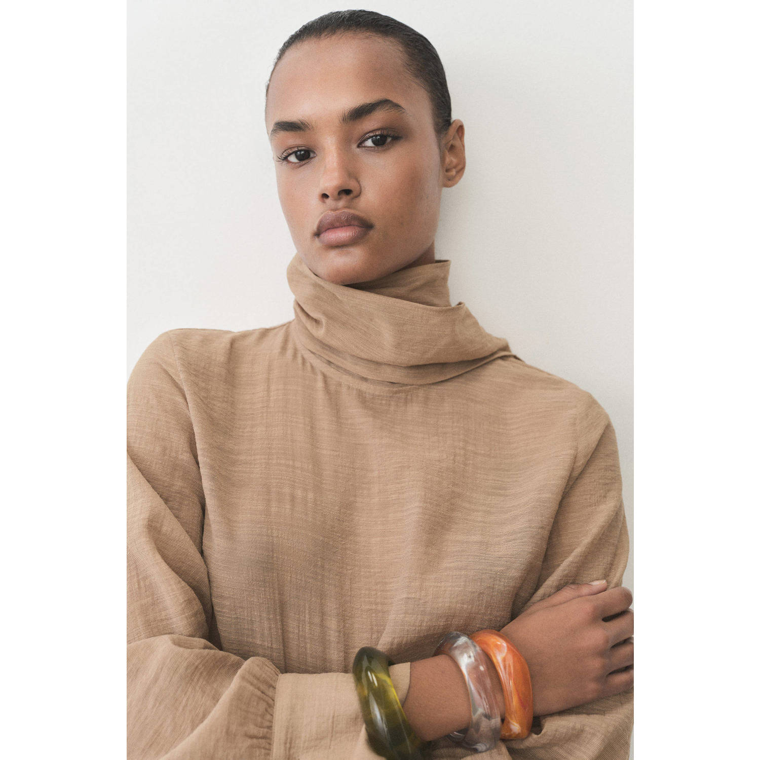 Mango blousetop lichtbruin