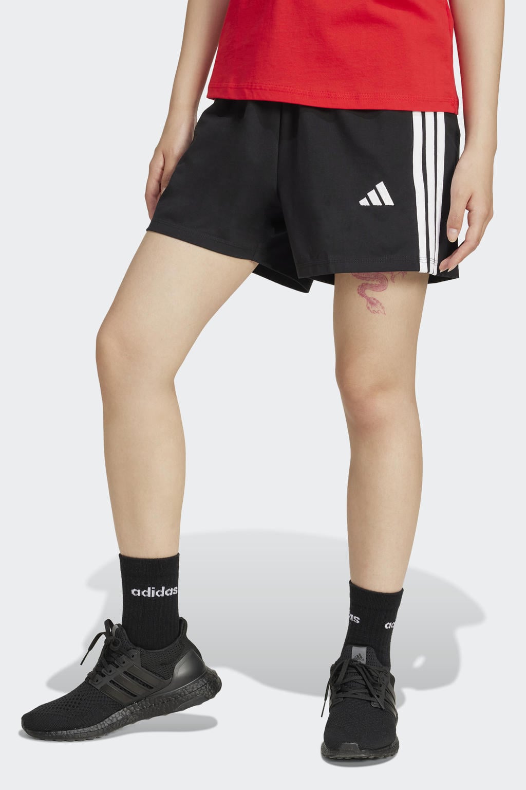 Zwarte dames adidas Sportswear sweatshort van katoen met regular fit, regular waist, elastische tailleband met koord en logo dessin