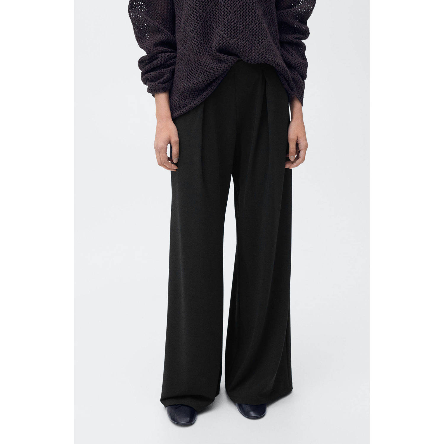 Mango wide leg regular waist broek zwart