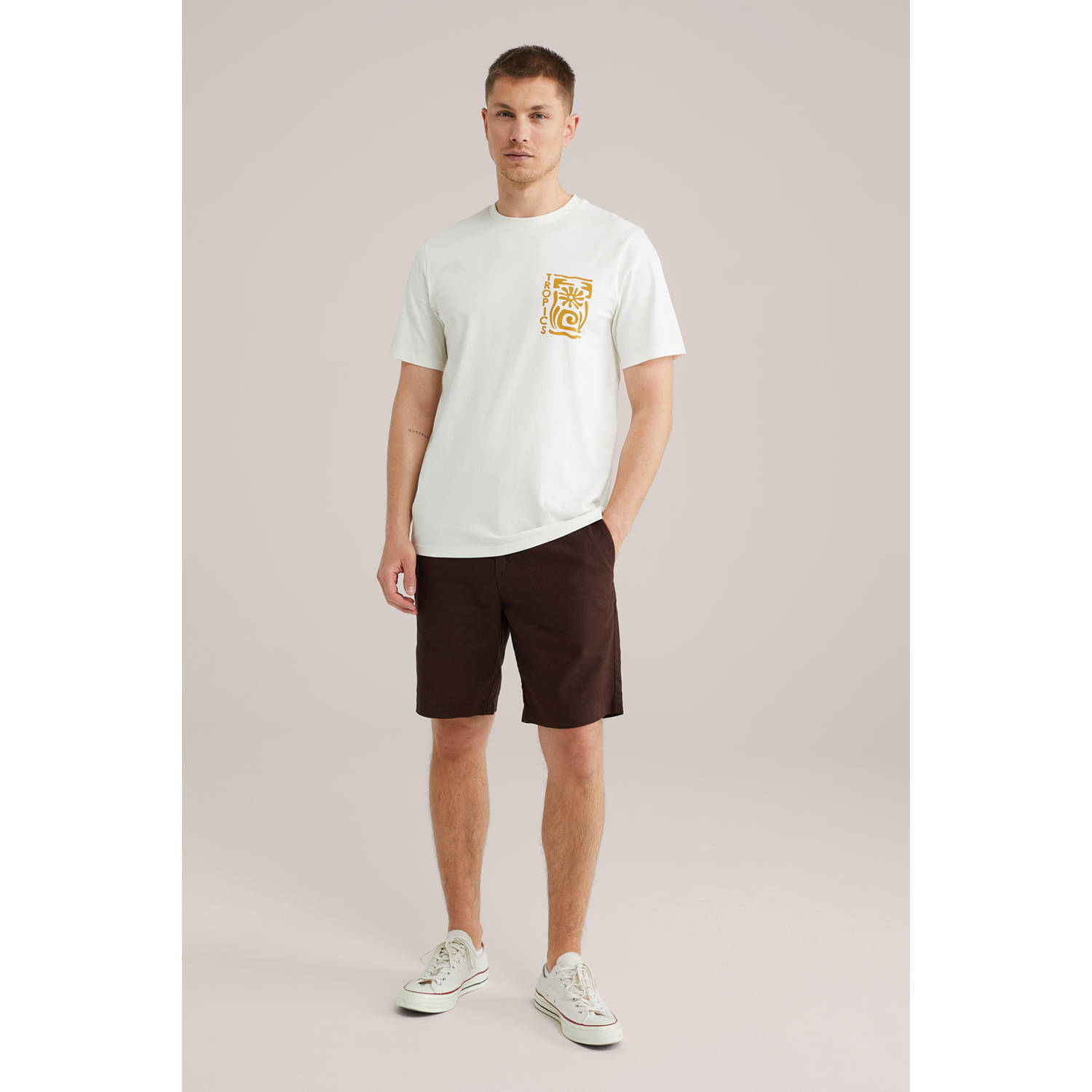 WE Fashion linnen relaxed chino short donkerbruin