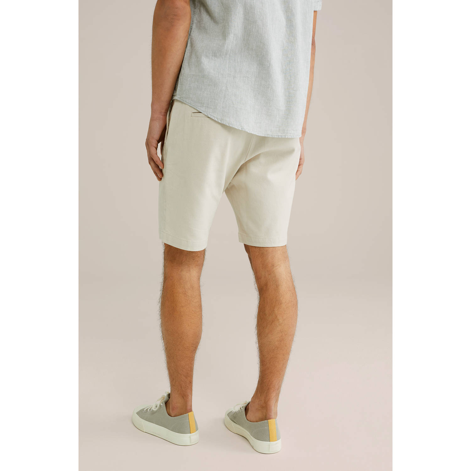 WE Fashion regular chino short ecru