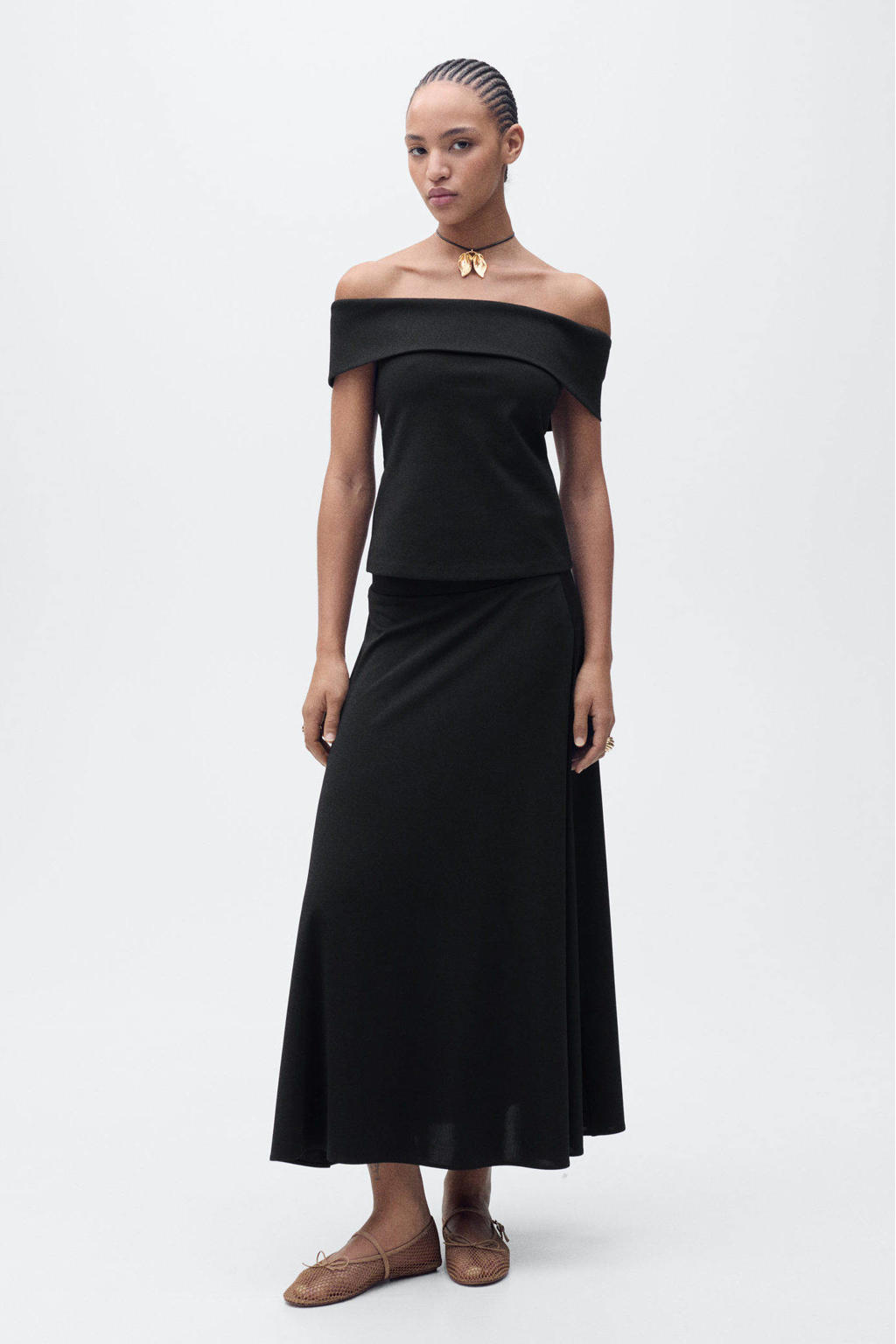 Zwarte dames Mango midi rok gemaakt van polyester en met elastische tailleband
