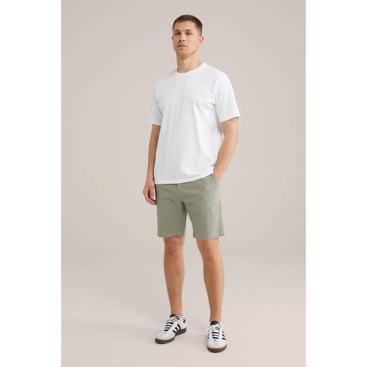 WE Fashion regular chino short dried sage