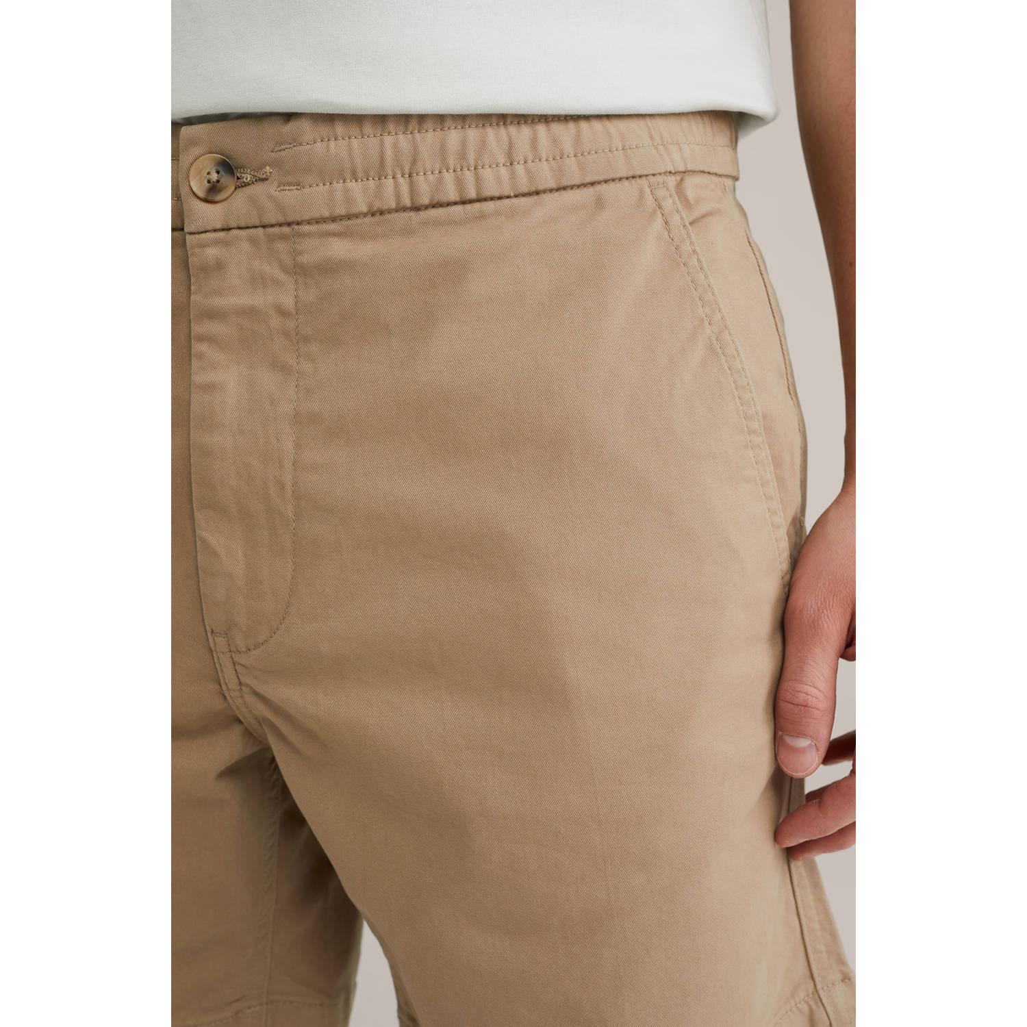 WE Fashion relaxed chino short lichtbruin
