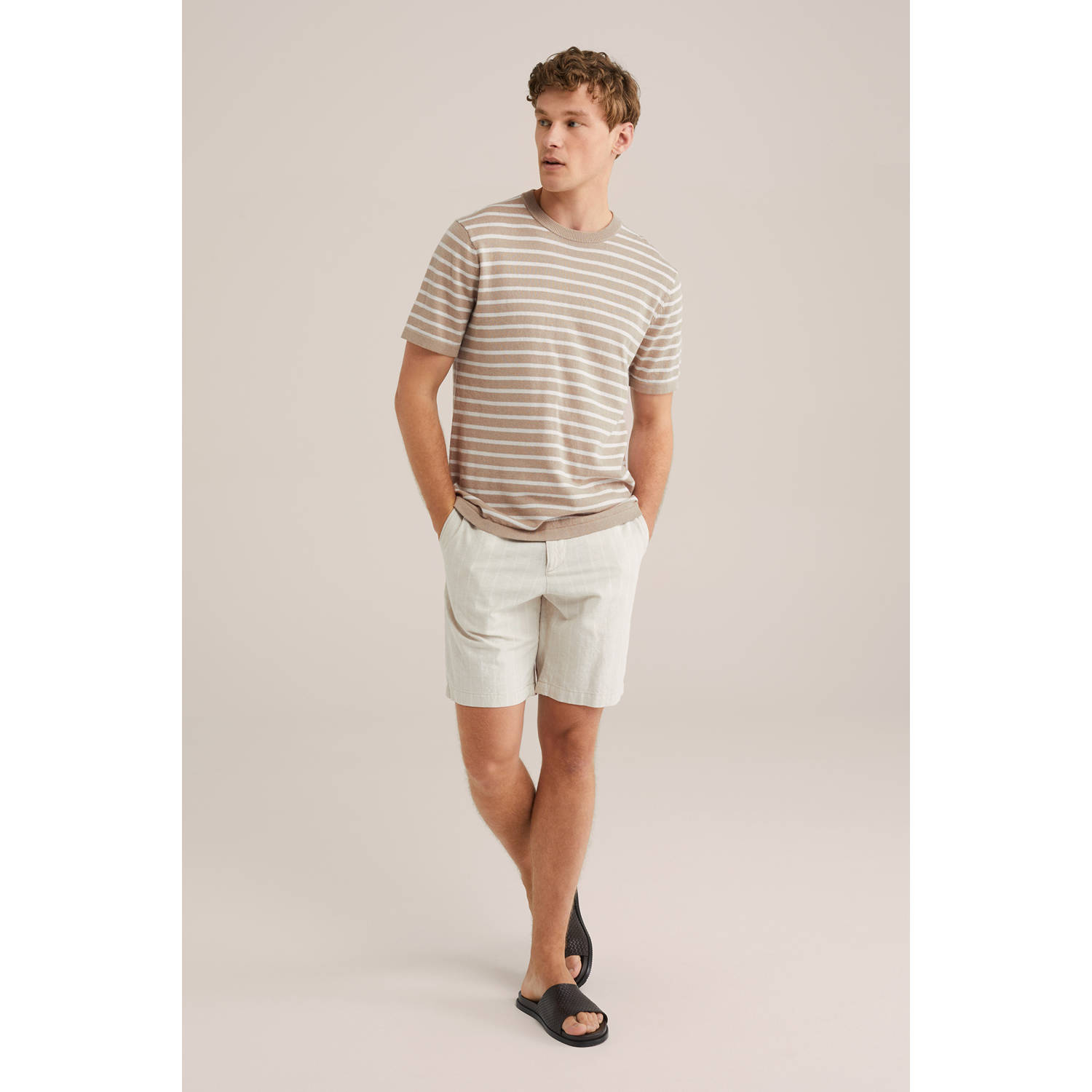 WE Fashion linnen relaxed casual short ecru