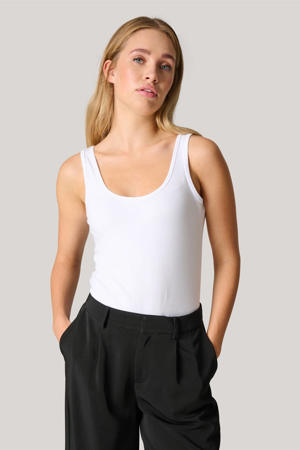 singlet wit