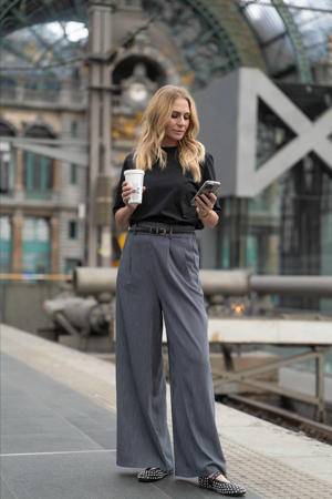 wide leg regular waist pantalon grijs