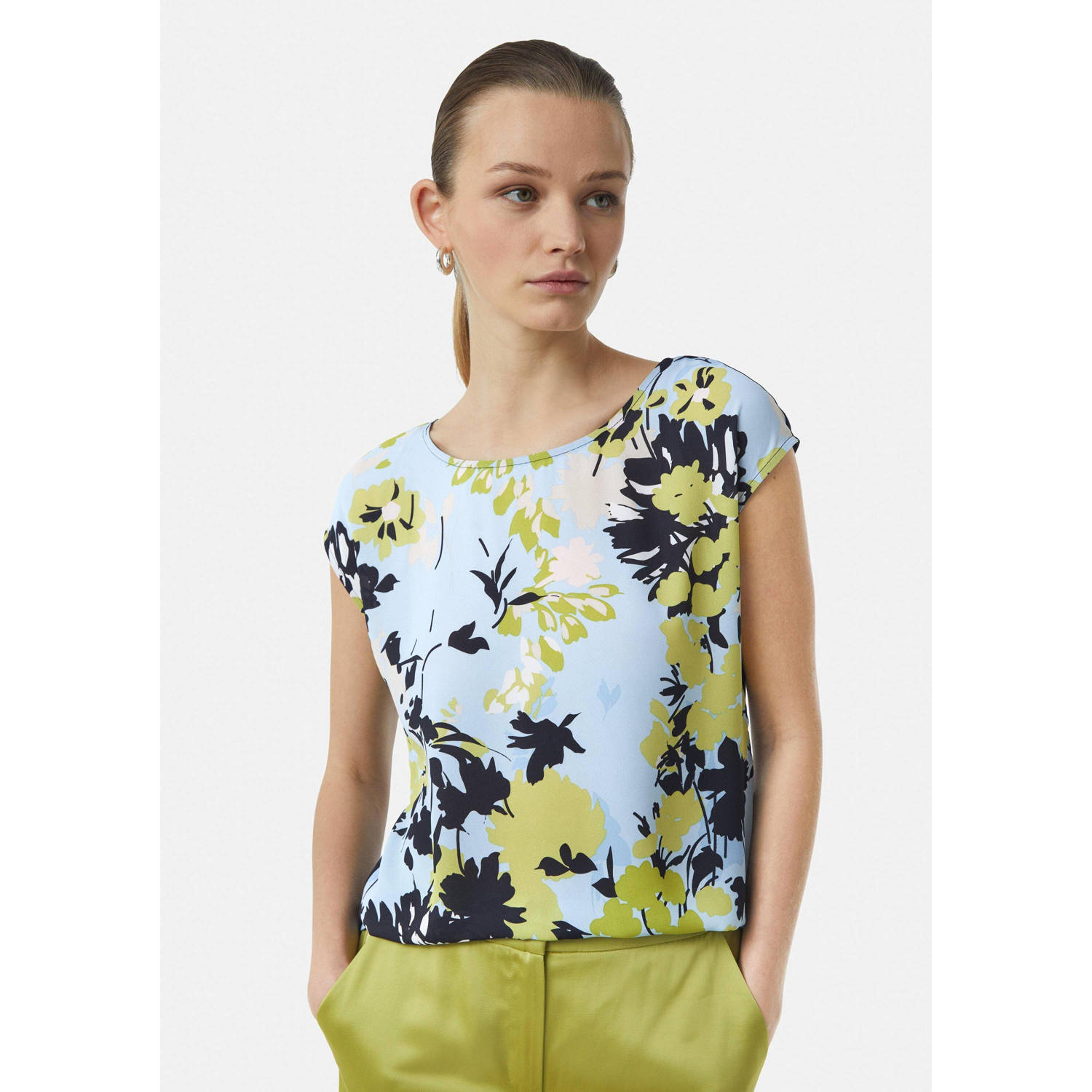 Comma T-shirt van viscosemix met ronde hals