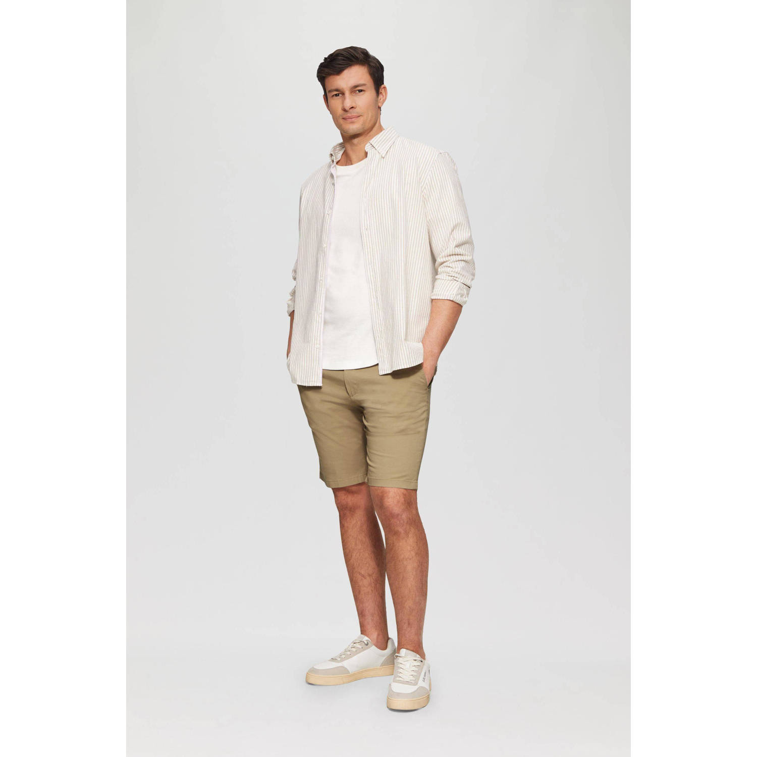 s.Oliver regular chino short camel