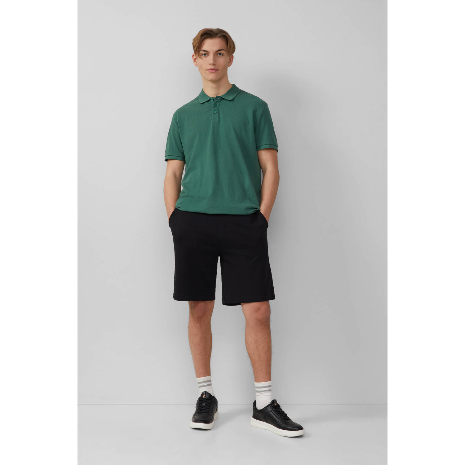Q S by s.Oliver regular sweatshort zwart