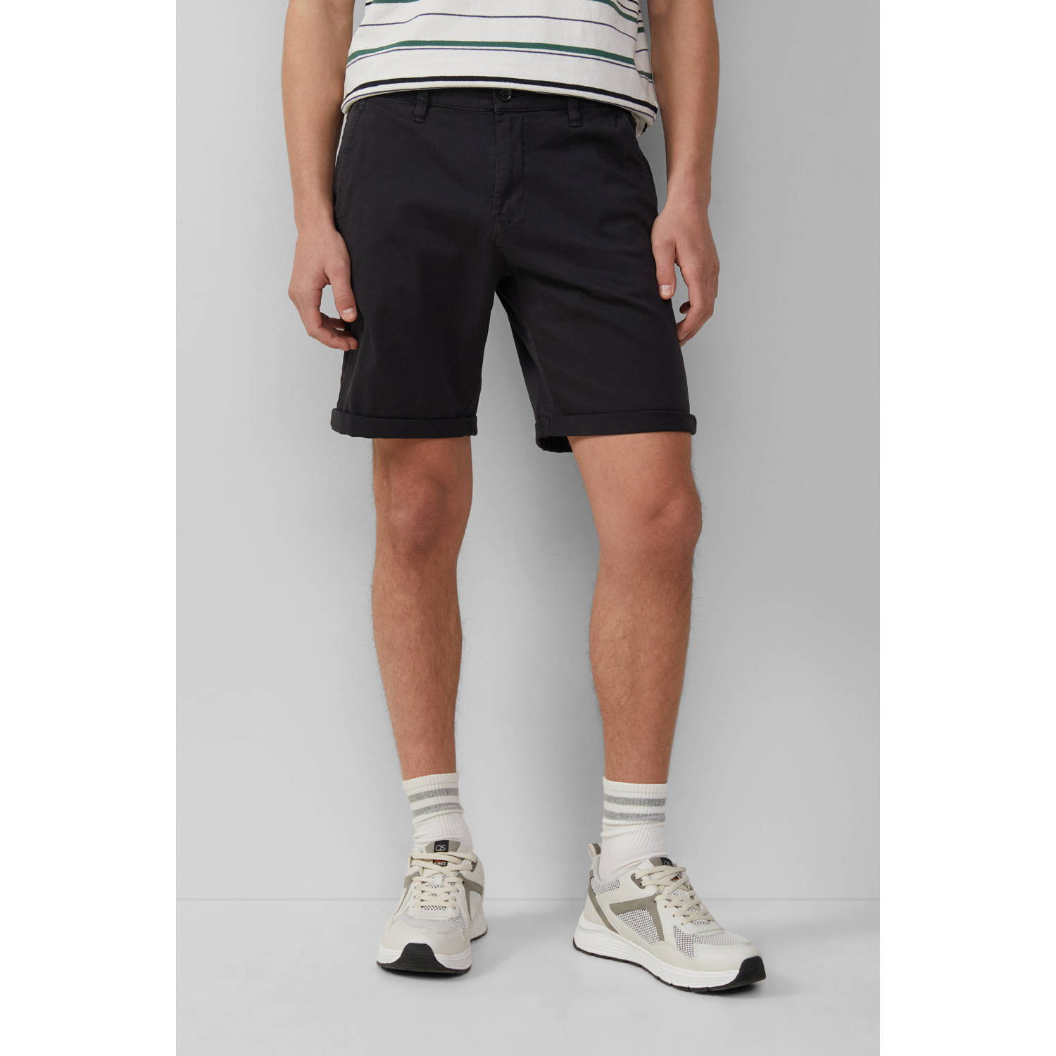 Q S by s.Oliver regular chino short antraciet