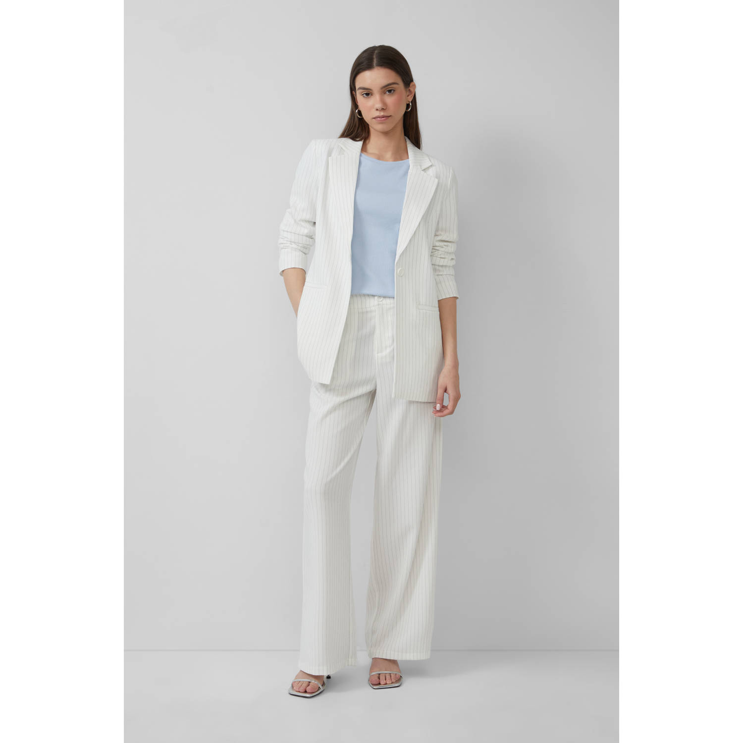 Q S by s.Oliver wide leg regular waist pantalon wit