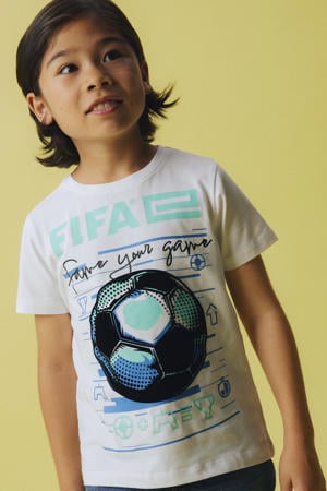 T-shirt wit