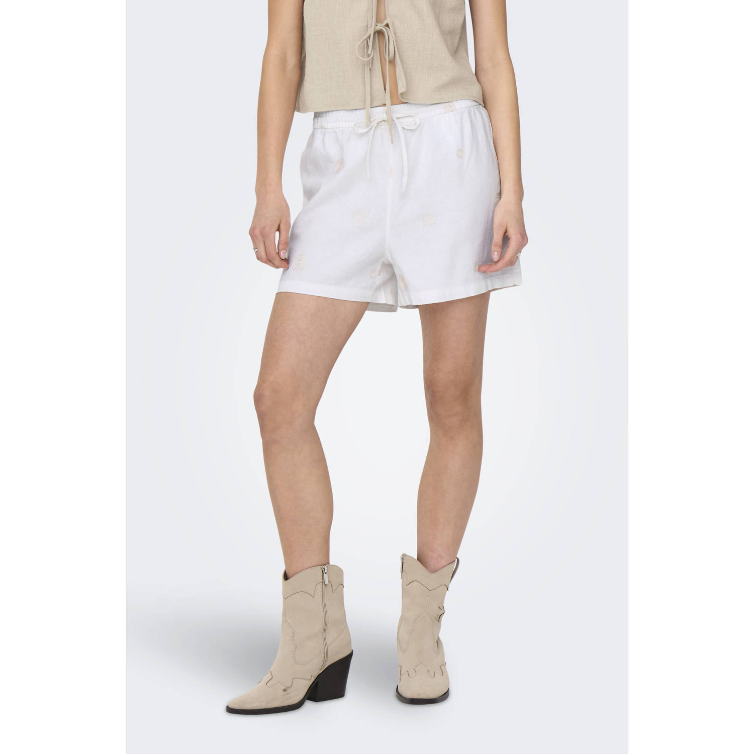 ONLY regular waist casual short wit
