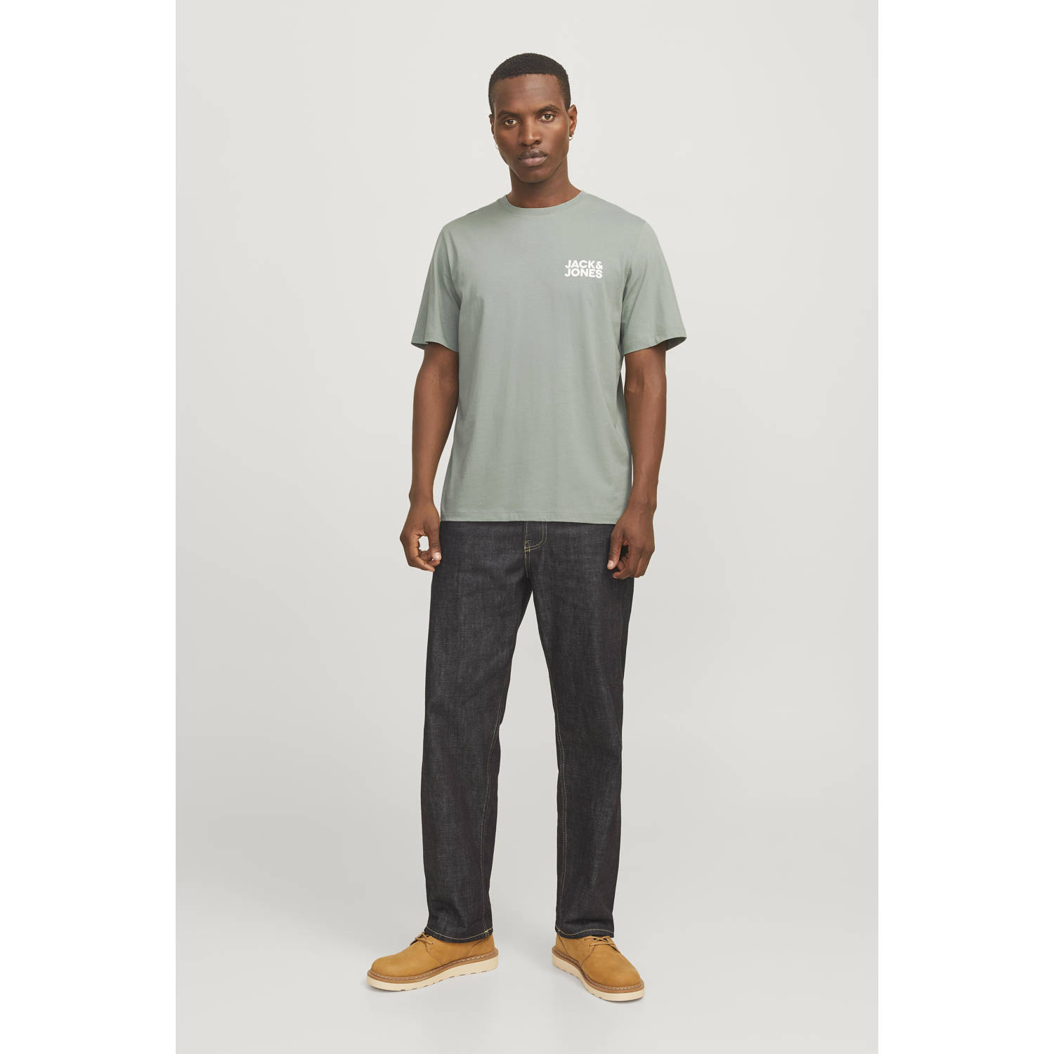 JACK & JONES ESSENTIALS T-shirt JJECORP met logo lichtgroen