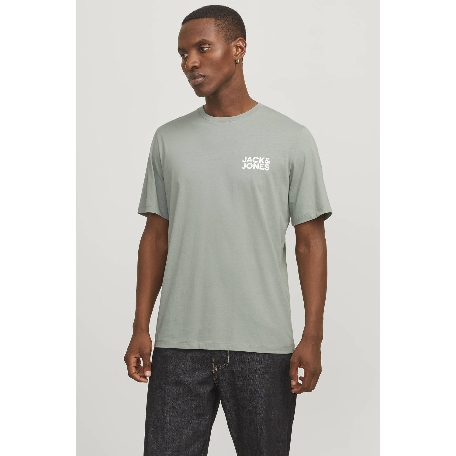 JACK & JONES ESSENTIALS T-shirt JJECORP met logo lichtgroen