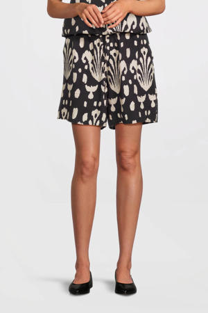 regular waist casual short zwart