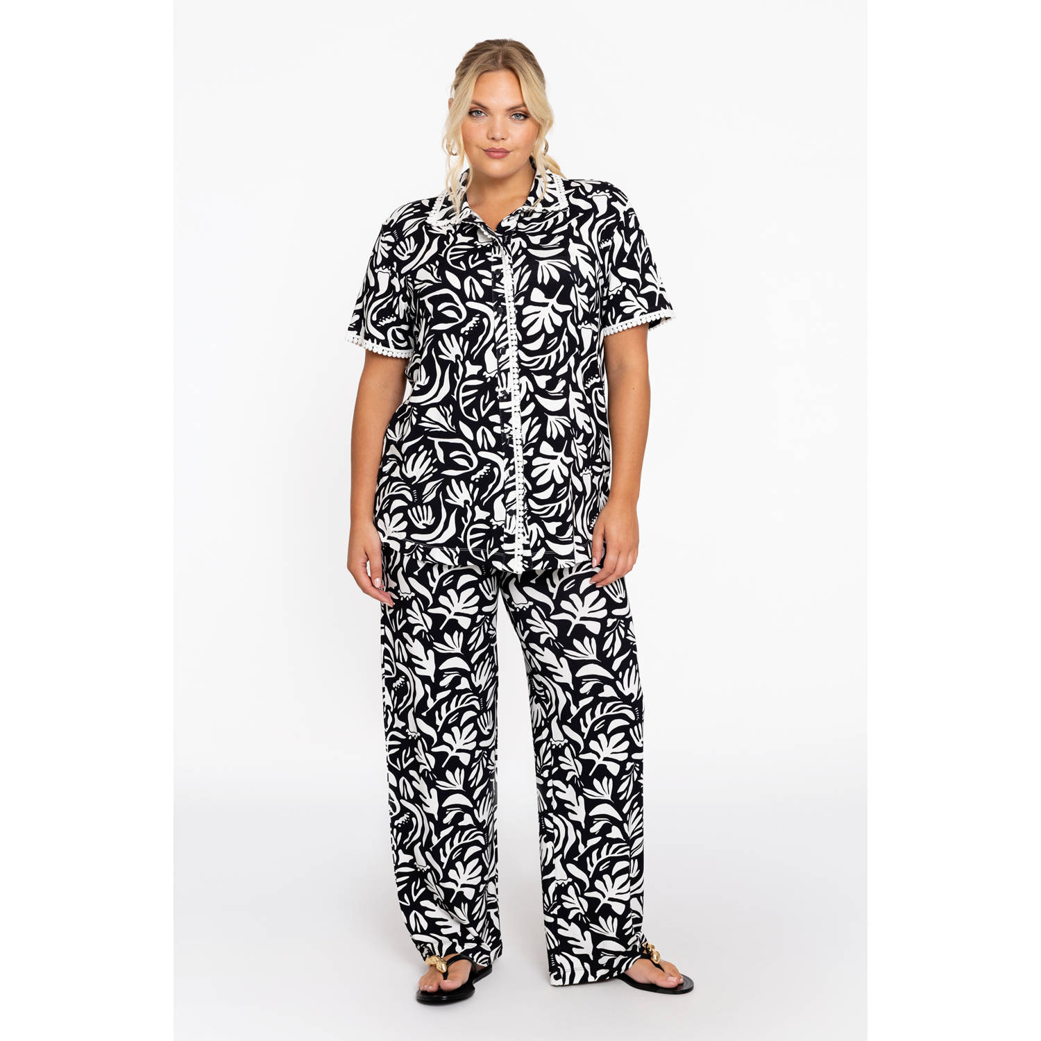 YOEK straight regular waist casual broek zwart