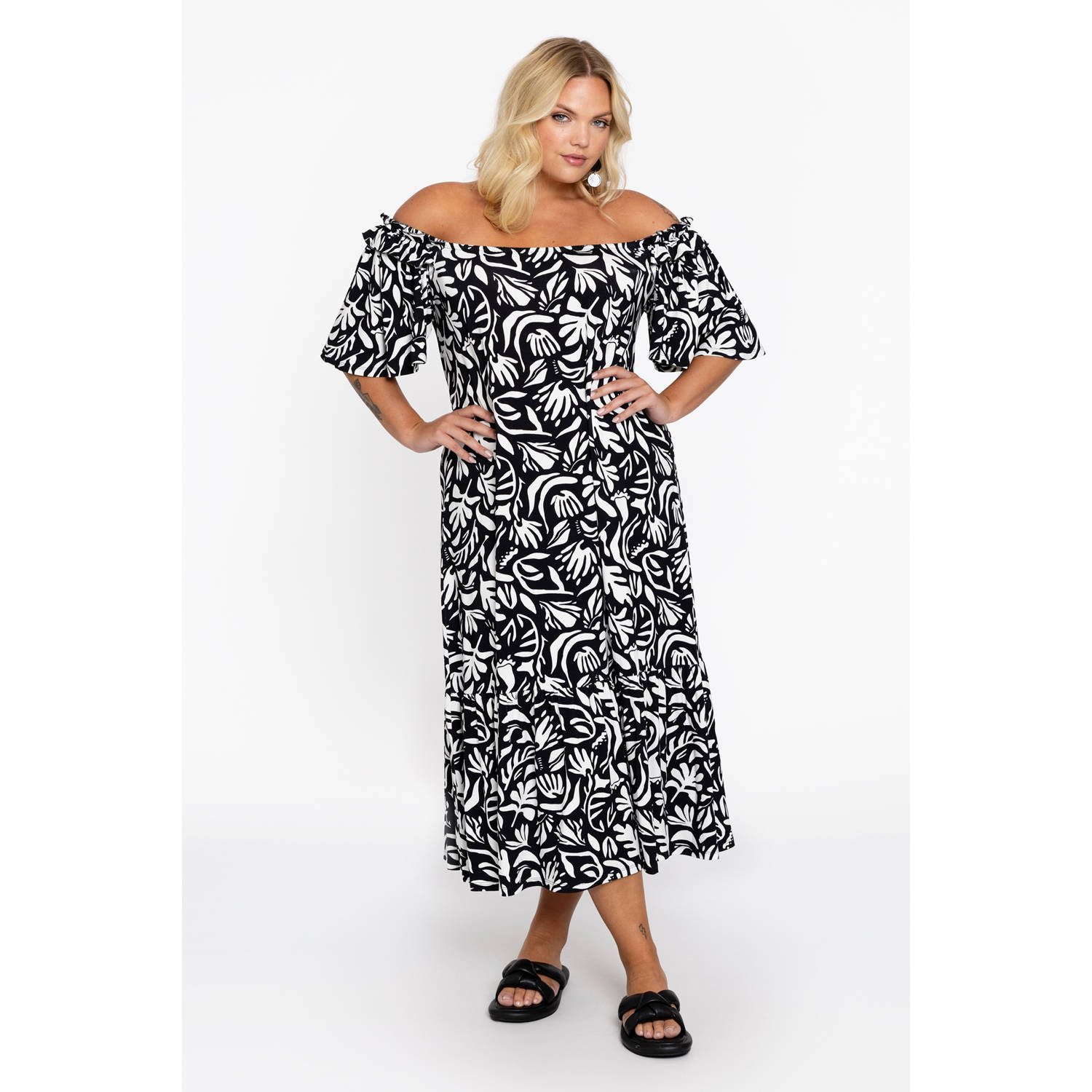 YOEK off shoulder jurk zwart