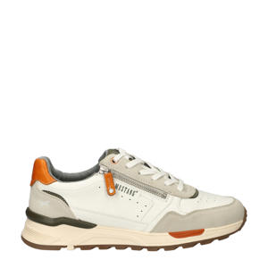   sneakers wit