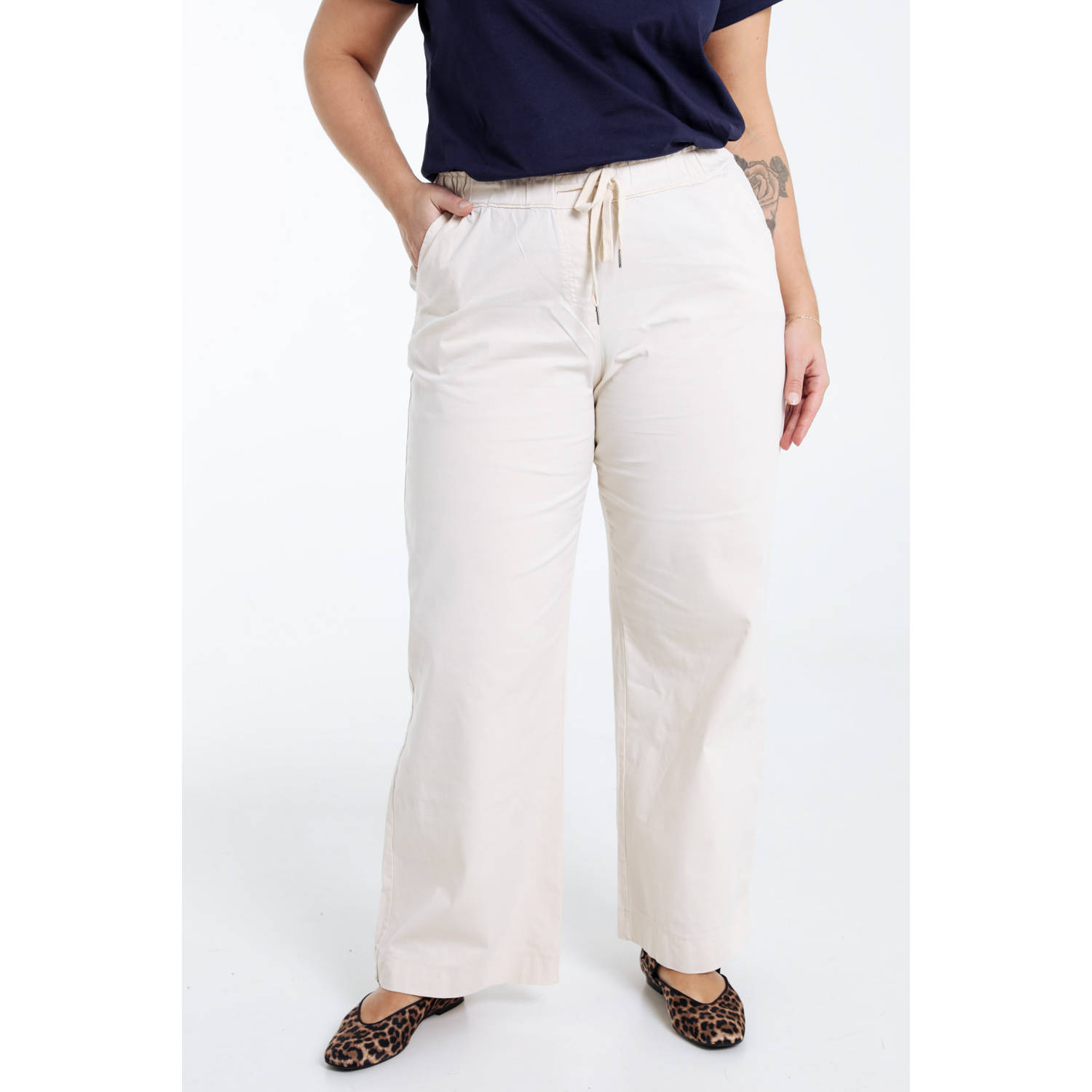 Paprika straight regular waist broek beige