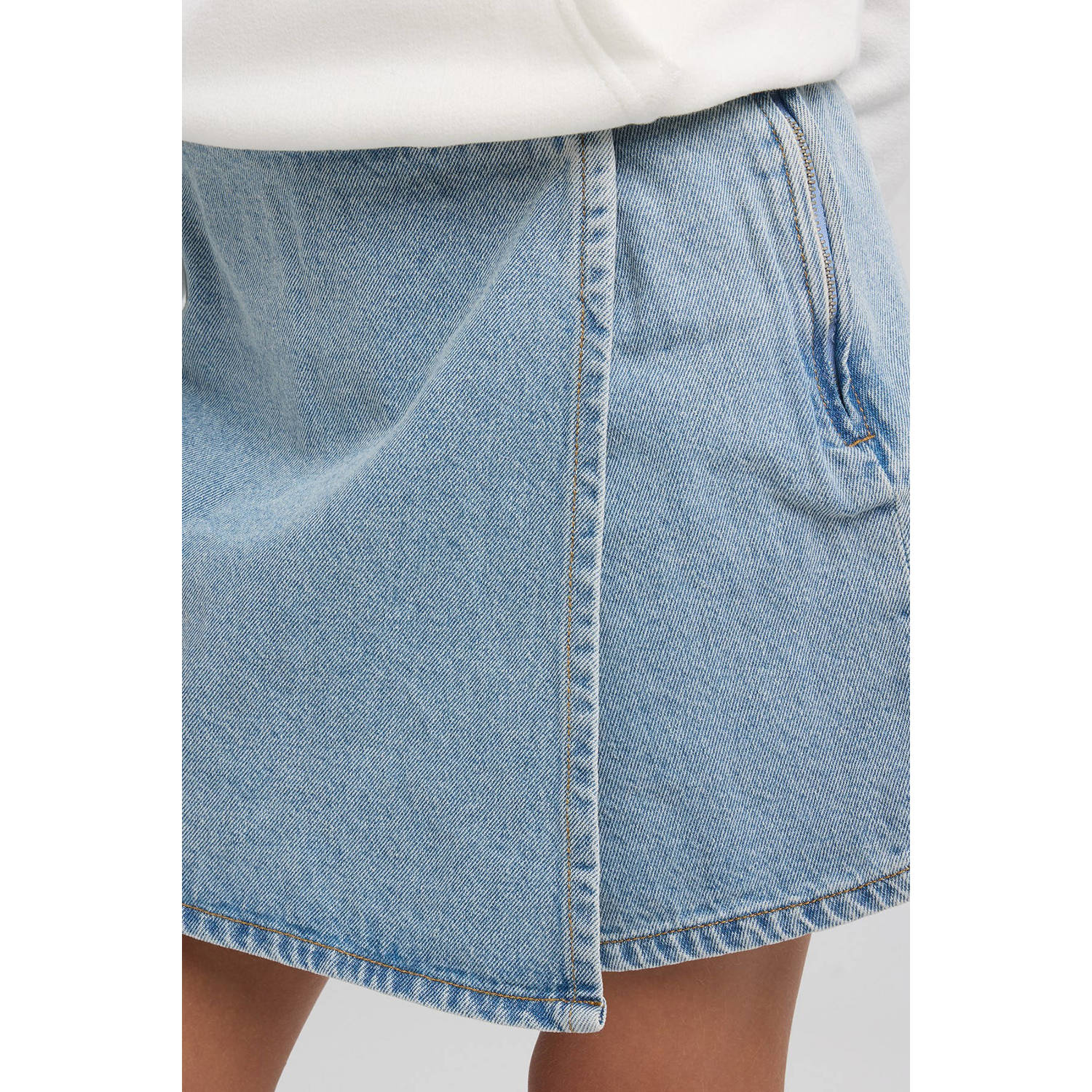 America Today denim skort light blue denim