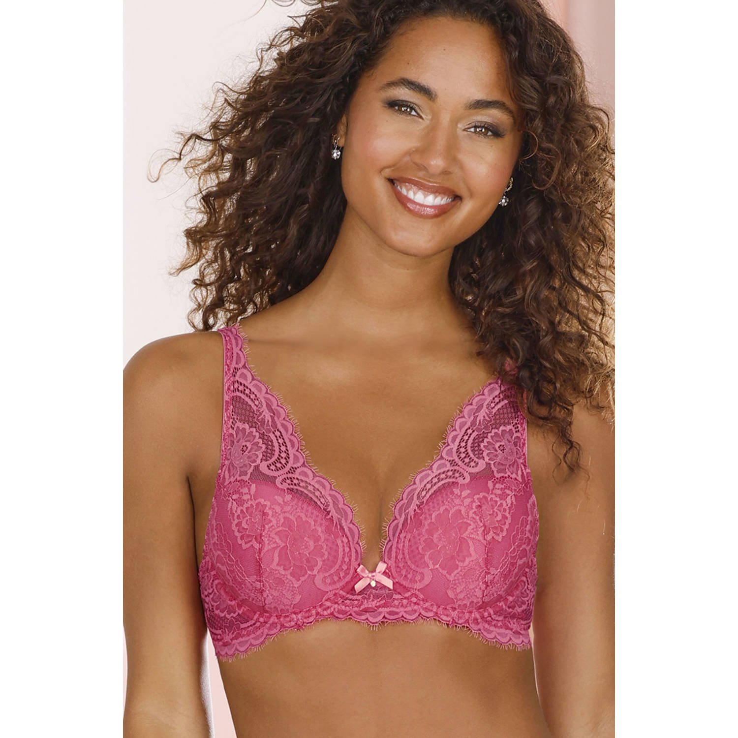Lascana Bh met steuncups Valentina met gebloemd kant in een high-apex look lingerie