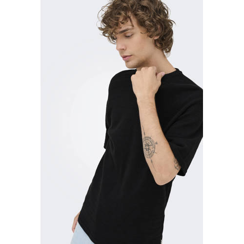 ONLY & SONS T-shirt met ingebreid patroon zwart afbeelding
