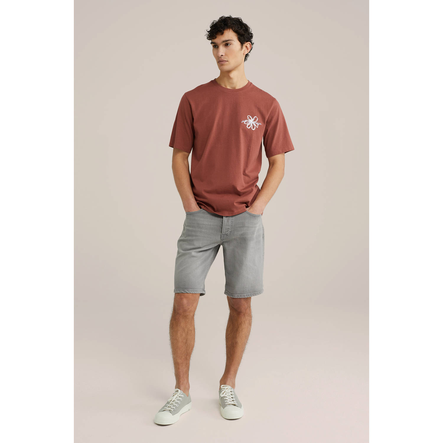 WE Fashion T-shirt roodbruin