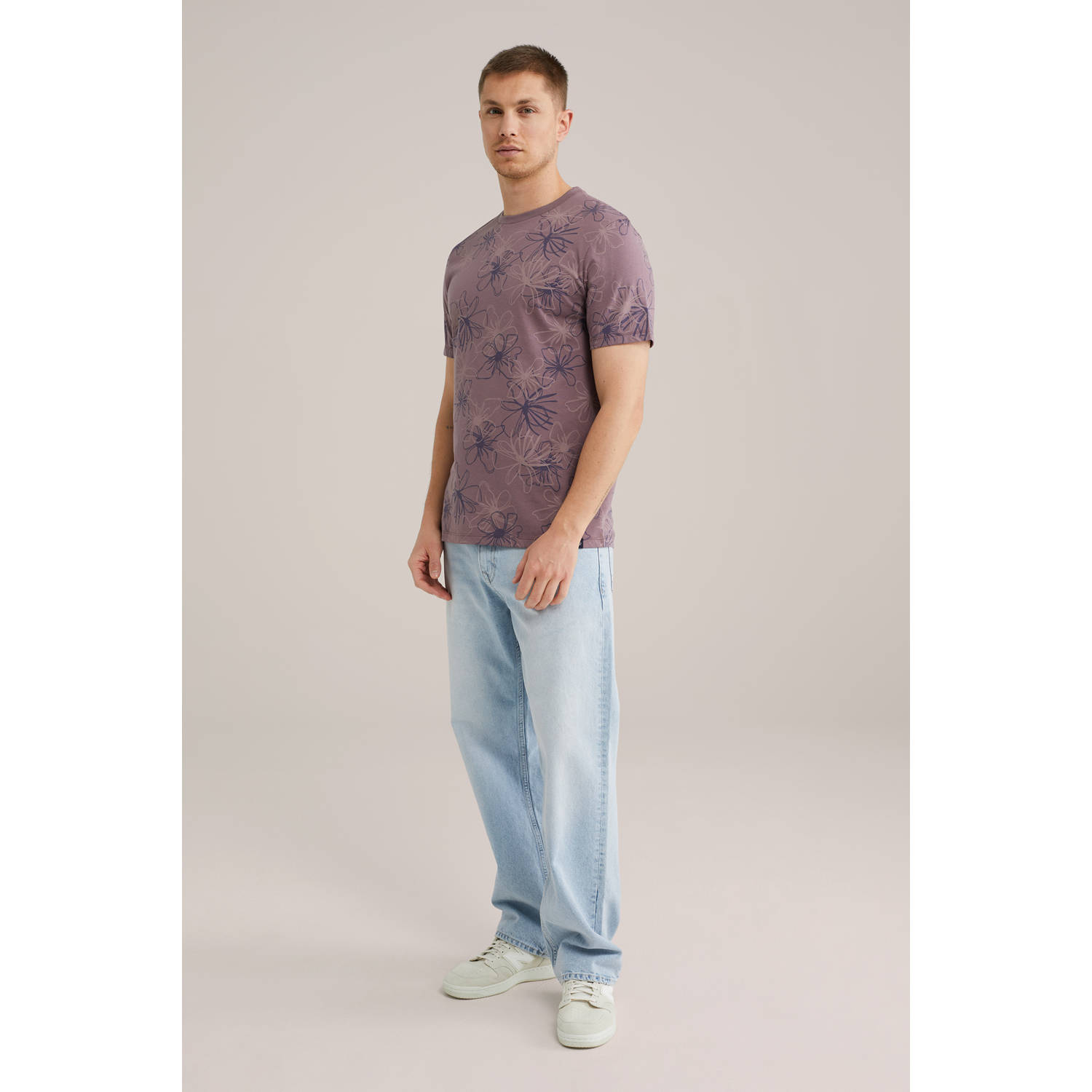 WE Fashion T-shirt donkerpaars
