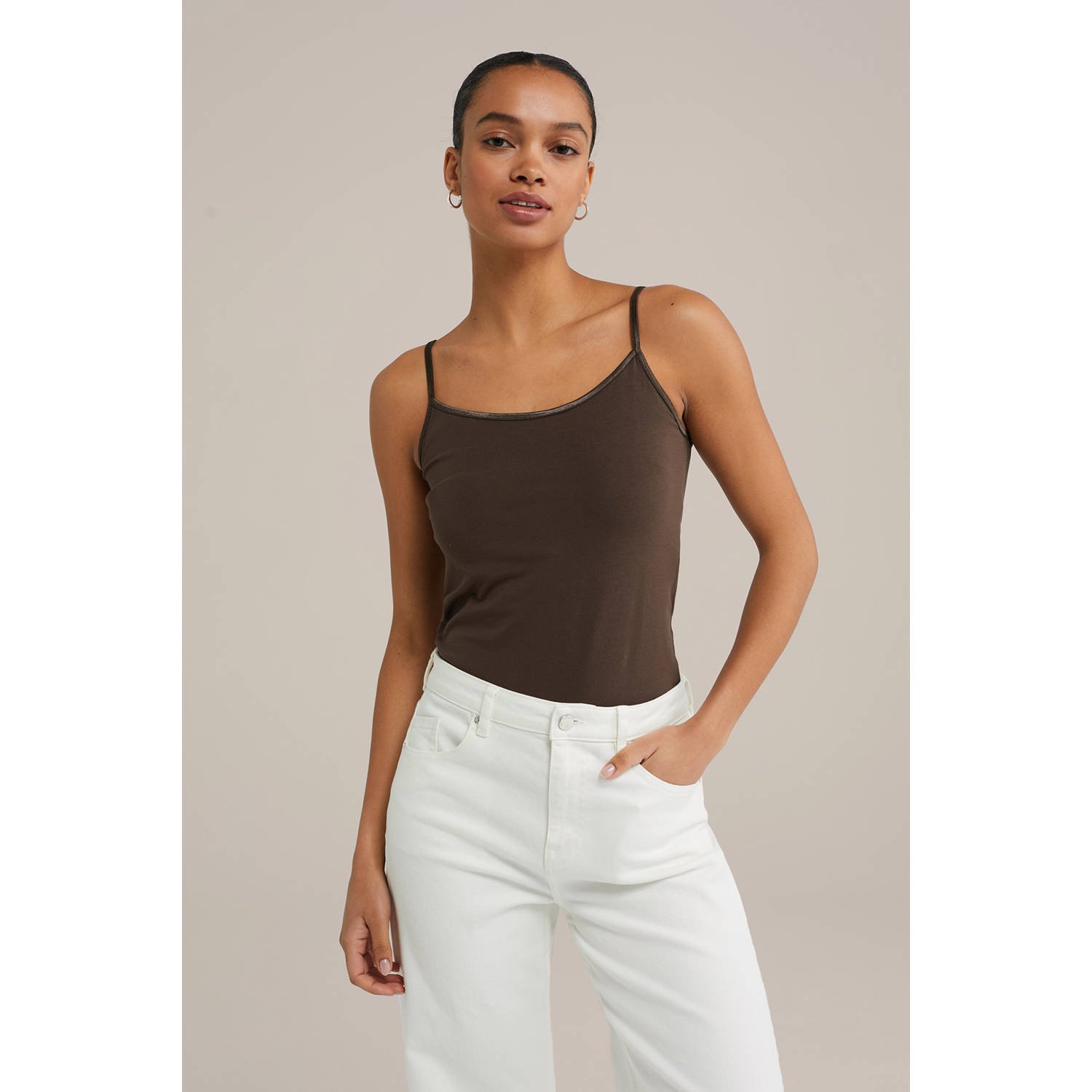 WE Fashion spaghettitop donkerbruin