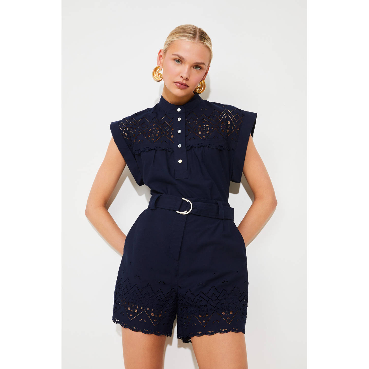 Suncoo straight high waist casual short donkerblauw broderie