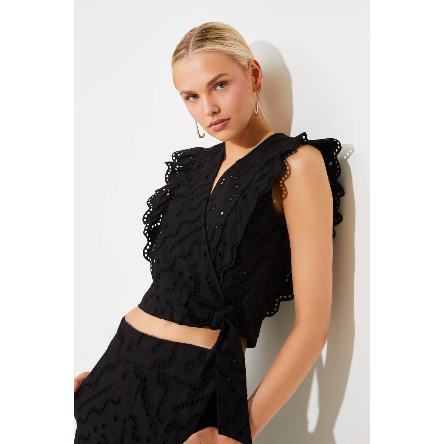Suncoo overslagtop zwart broderie