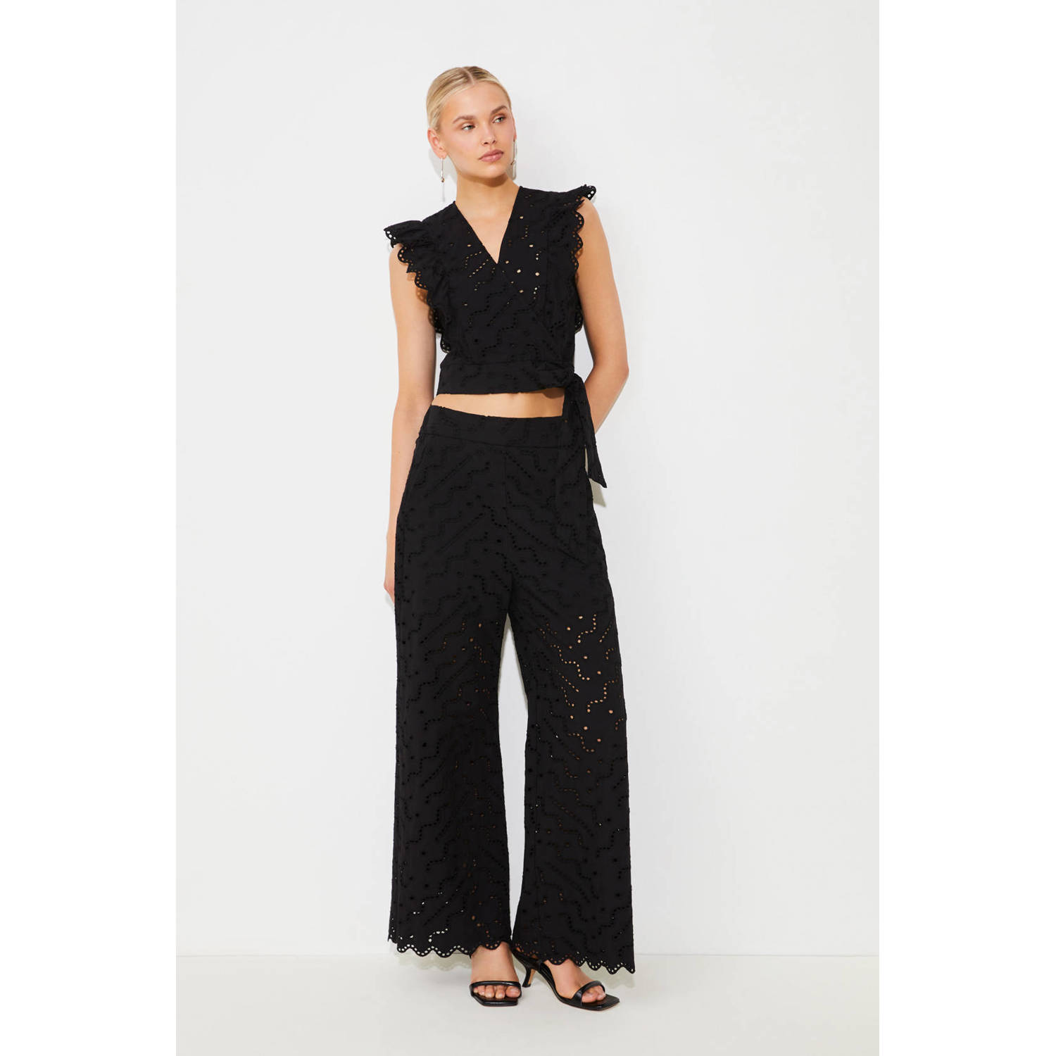 Suncoo wide leg regular waist broek zwart broderie
