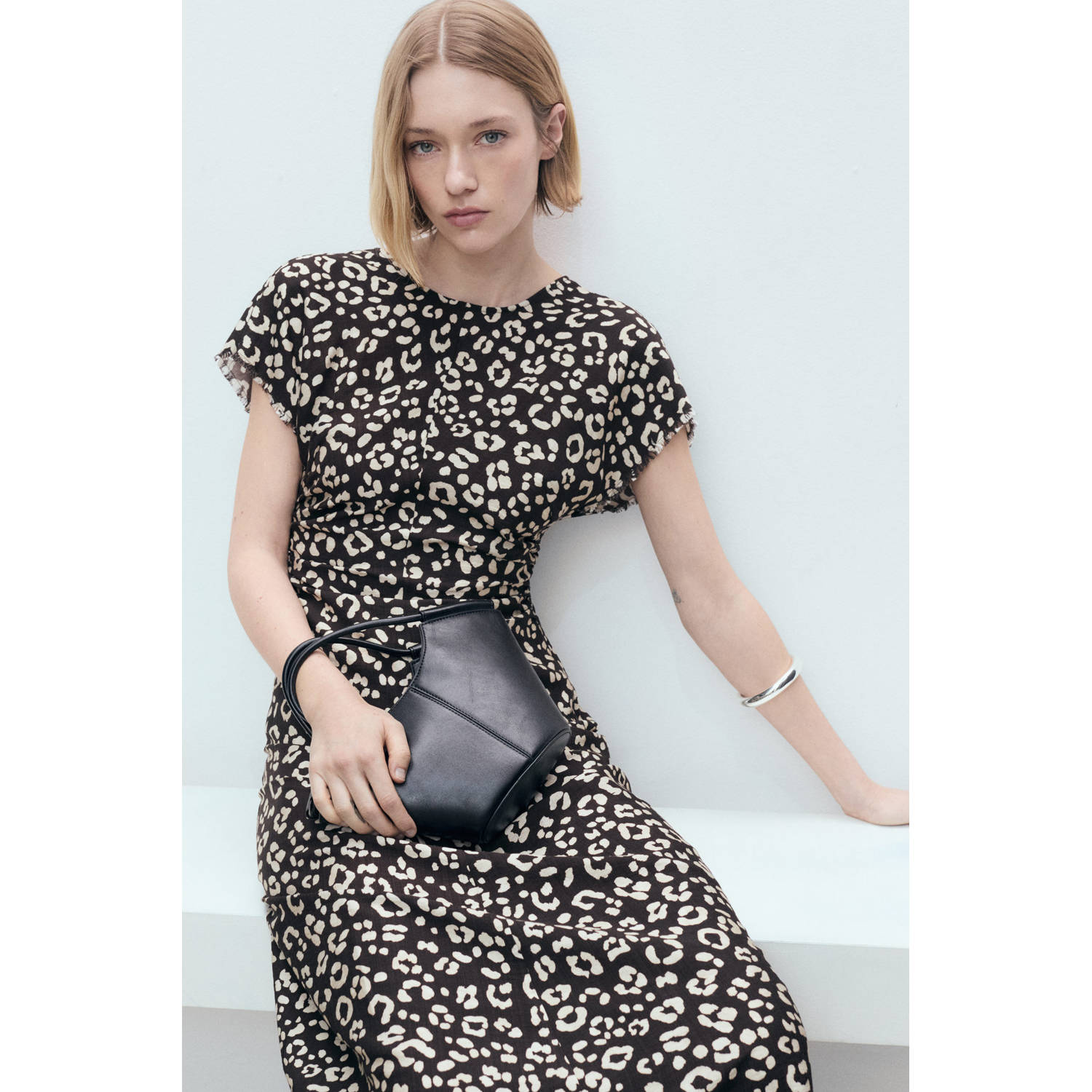 Mango midi jurk zwart