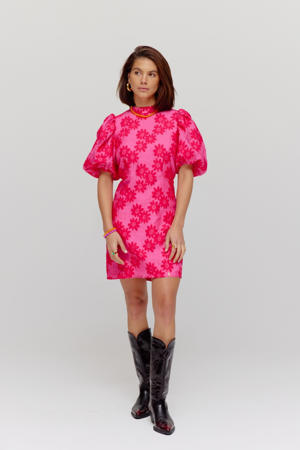 korte jurk broderie roze