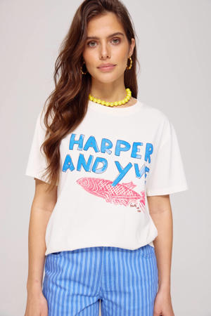 T-shirt wit