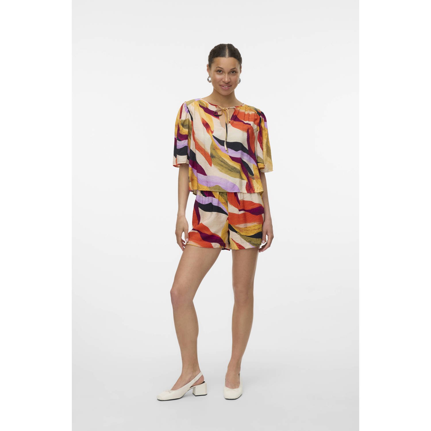 VERO MODA regular waist casual short oranje
