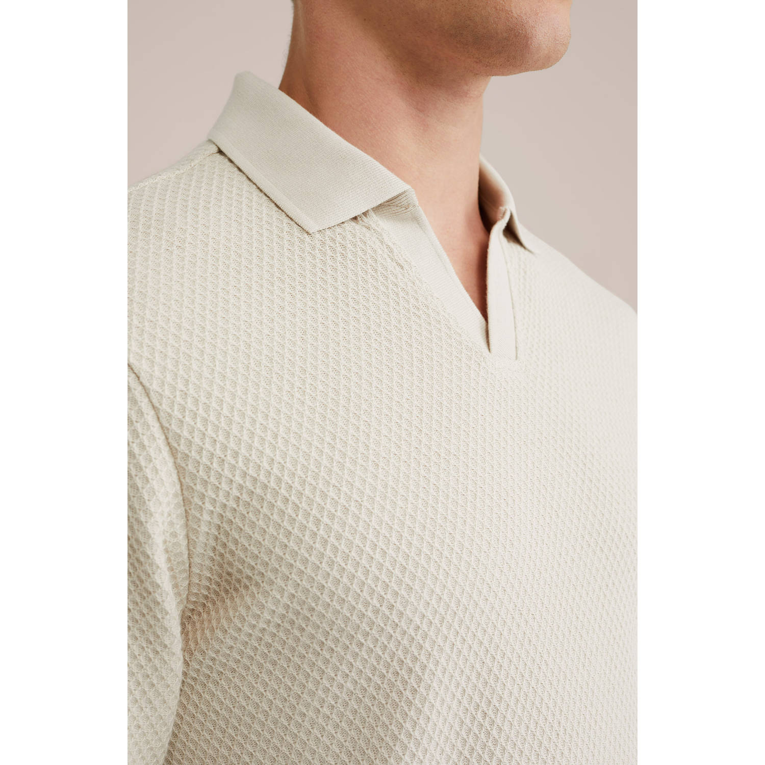 WE Fashion slim polo met ingebreid patroon ecru