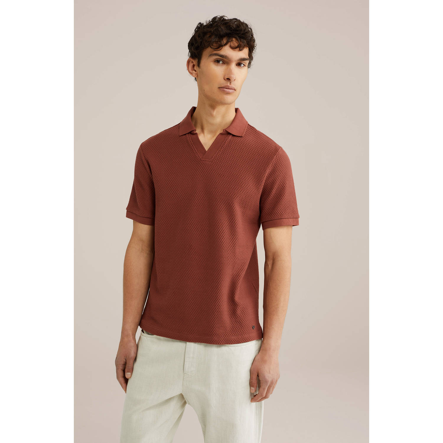WE Fashion slim polo met ingebreid patroon roodbruin